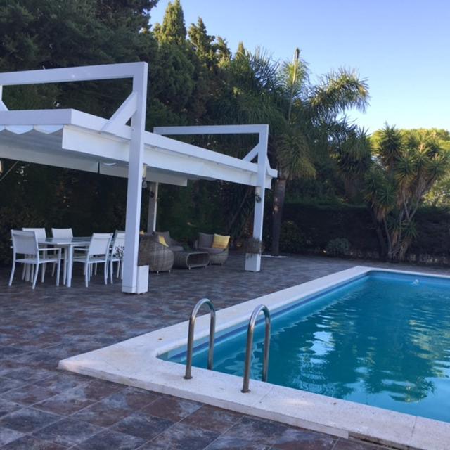 Torrealta, 4000 M2 Villa *